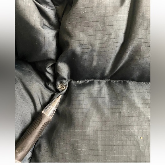 Mountain Hardwear Down Jacket - Picture 2 of 9